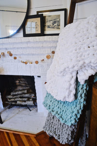 White Blanket In A Box Kit!